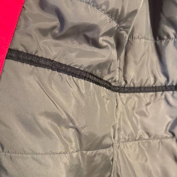 Red Ledge Women's Red Jacket - Picture 4 of 10